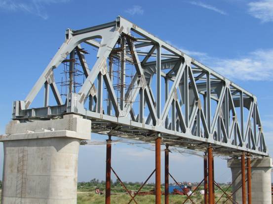 橋梁鋼桁梁加工